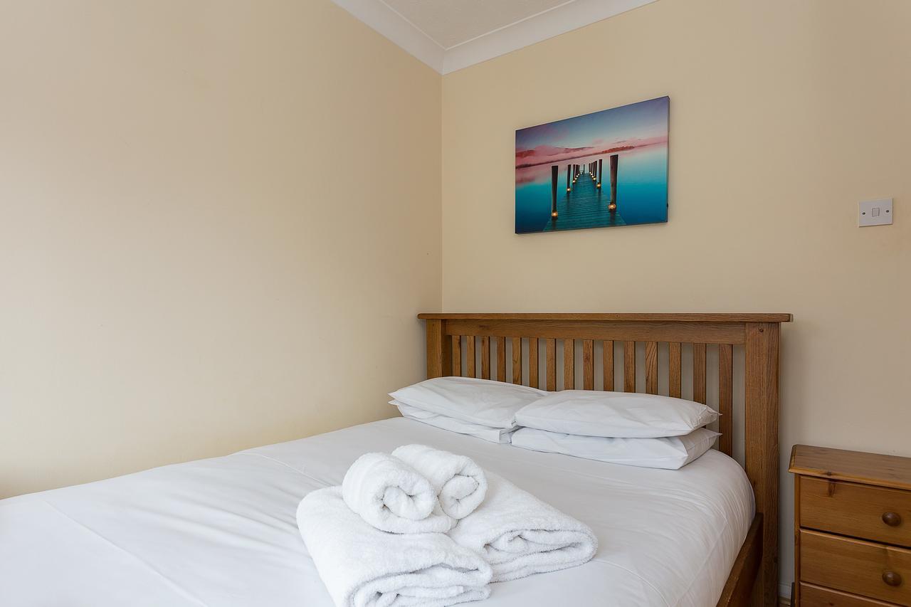 Lovely 2Bd House Near Wapping Station Appartement Londen Buitenkant foto